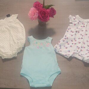 Lot of 3 : Baby One Piece Sets, Blue, White, Cream